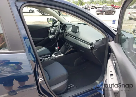 2017 Toyota Yaris Ia z USA, uszkodzony, nr VIN 3MYDLBYVXHY185715